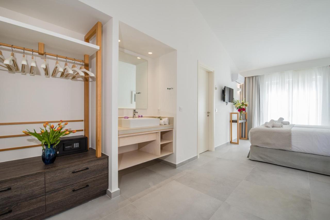 Lotus Hotel Apartments カト・ダラトソ エクステリア 写真