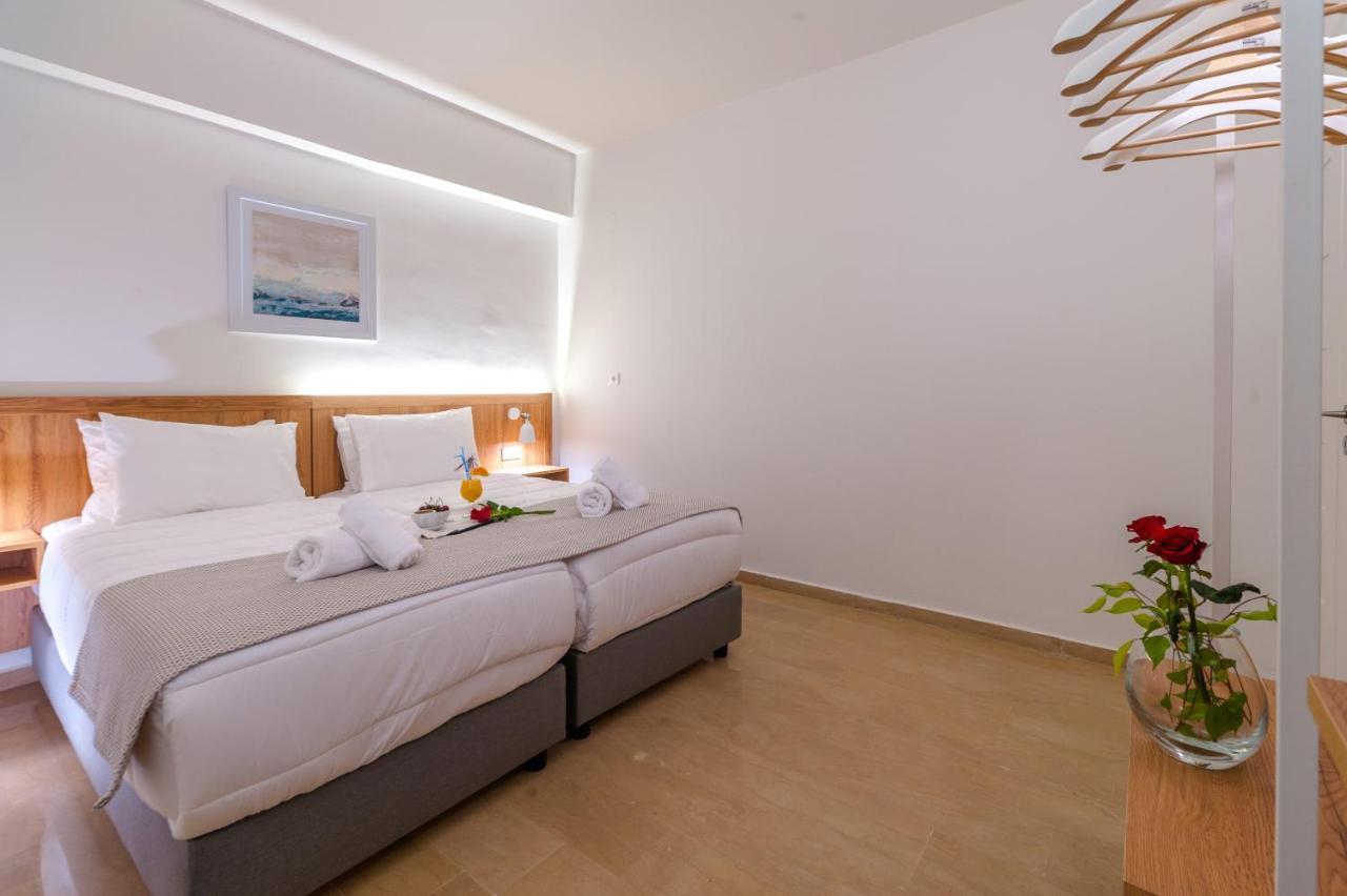 Lotus Hotel Apartments カト・ダラトソ エクステリア 写真