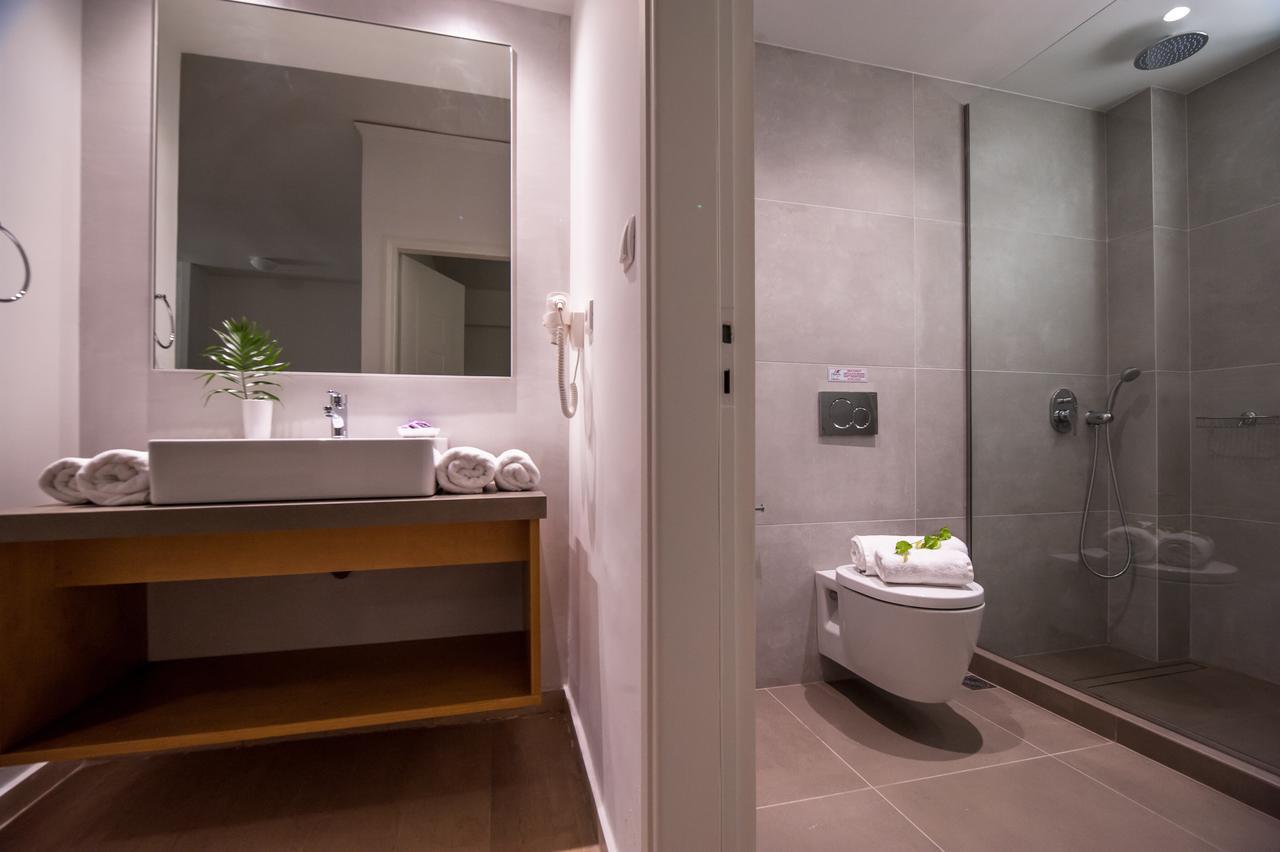 Lotus Hotel Apartments カト・ダラトソ エクステリア 写真