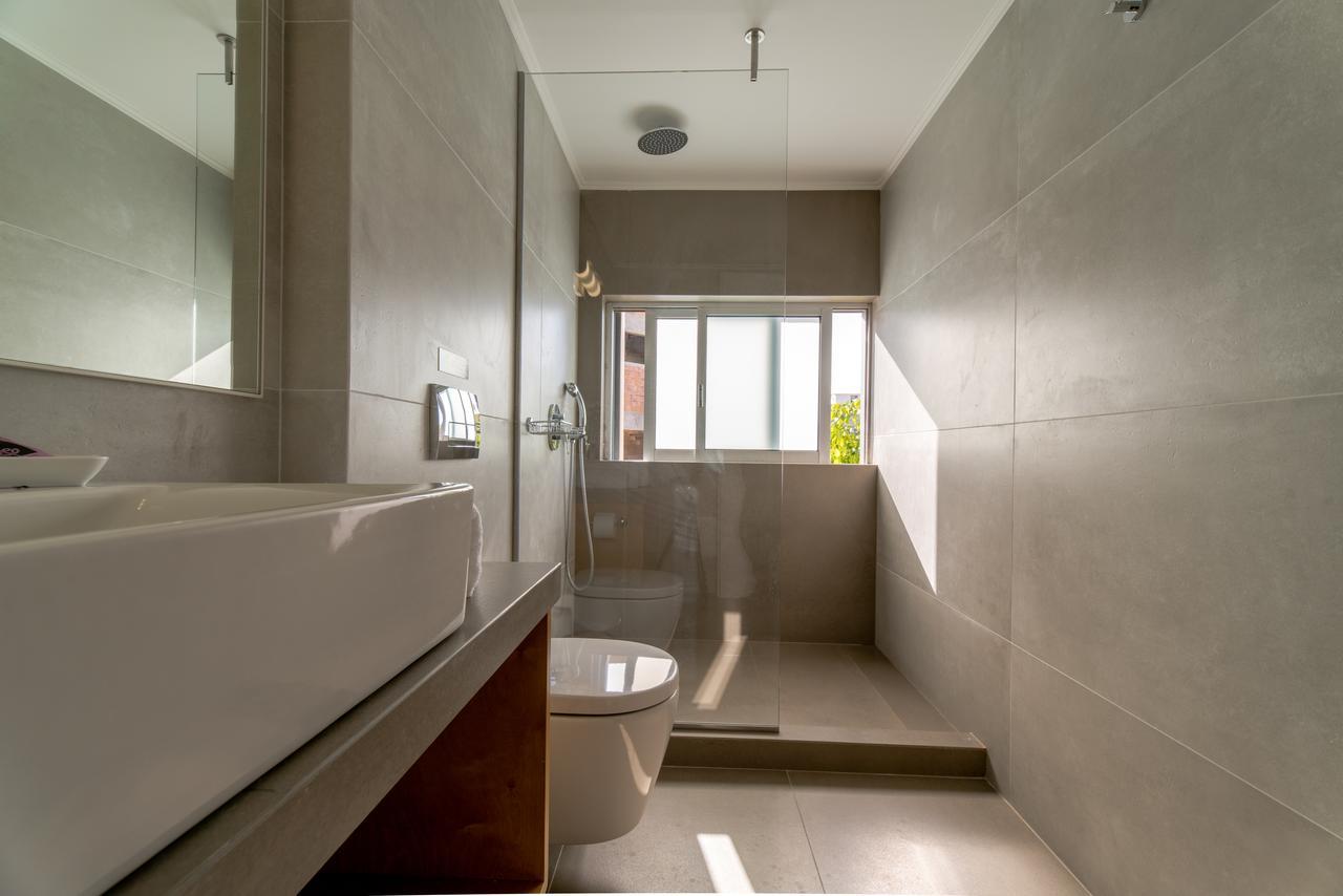 Lotus Hotel Apartments カト・ダラトソ エクステリア 写真