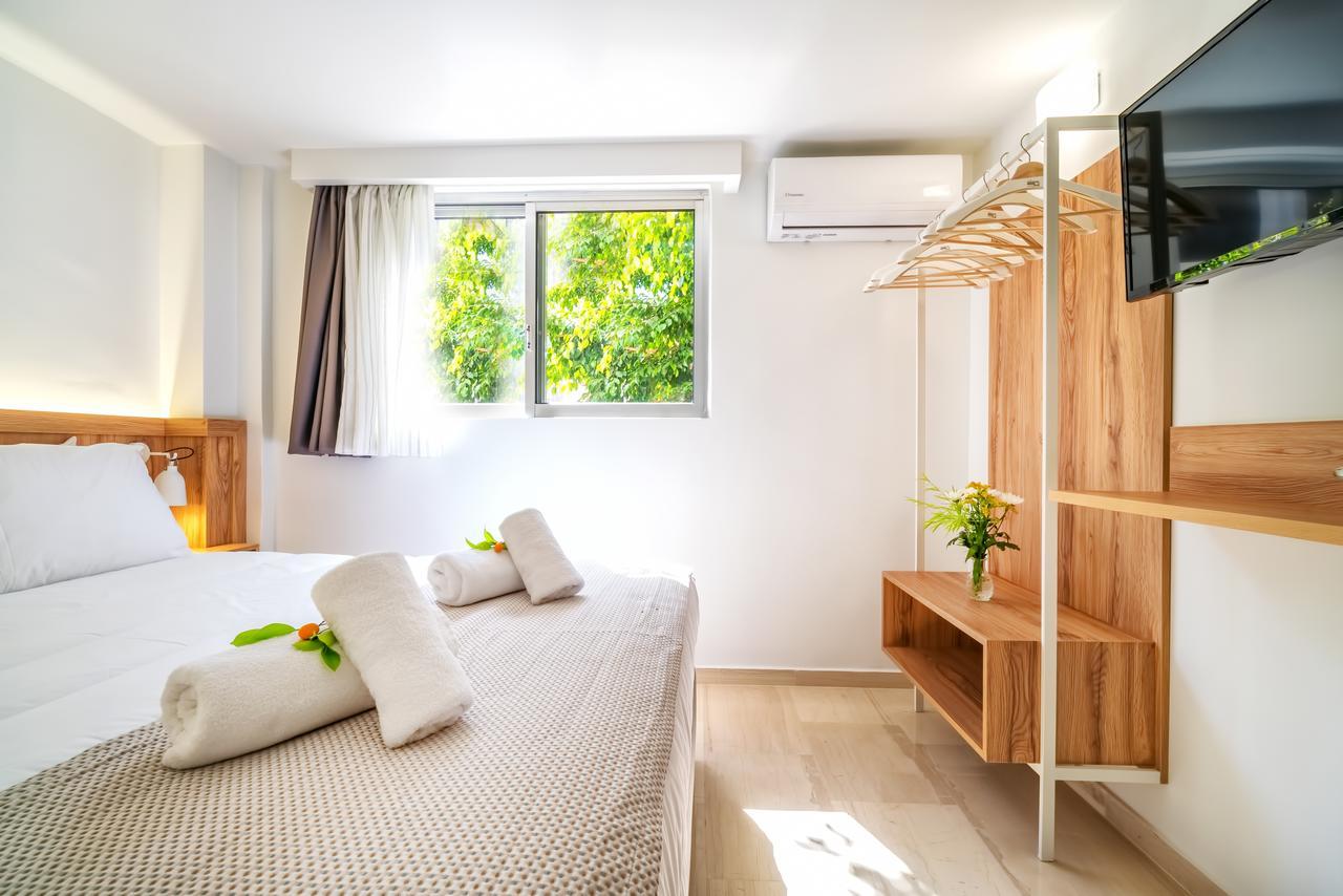 Lotus Hotel Apartments カト・ダラトソ エクステリア 写真